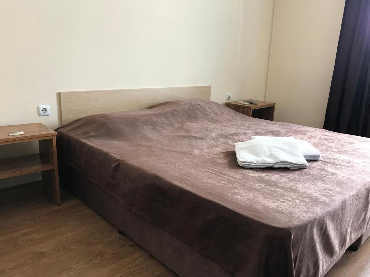 Family Hotel Akra تشيرنوموريتس المظهر الخارجي الصورة